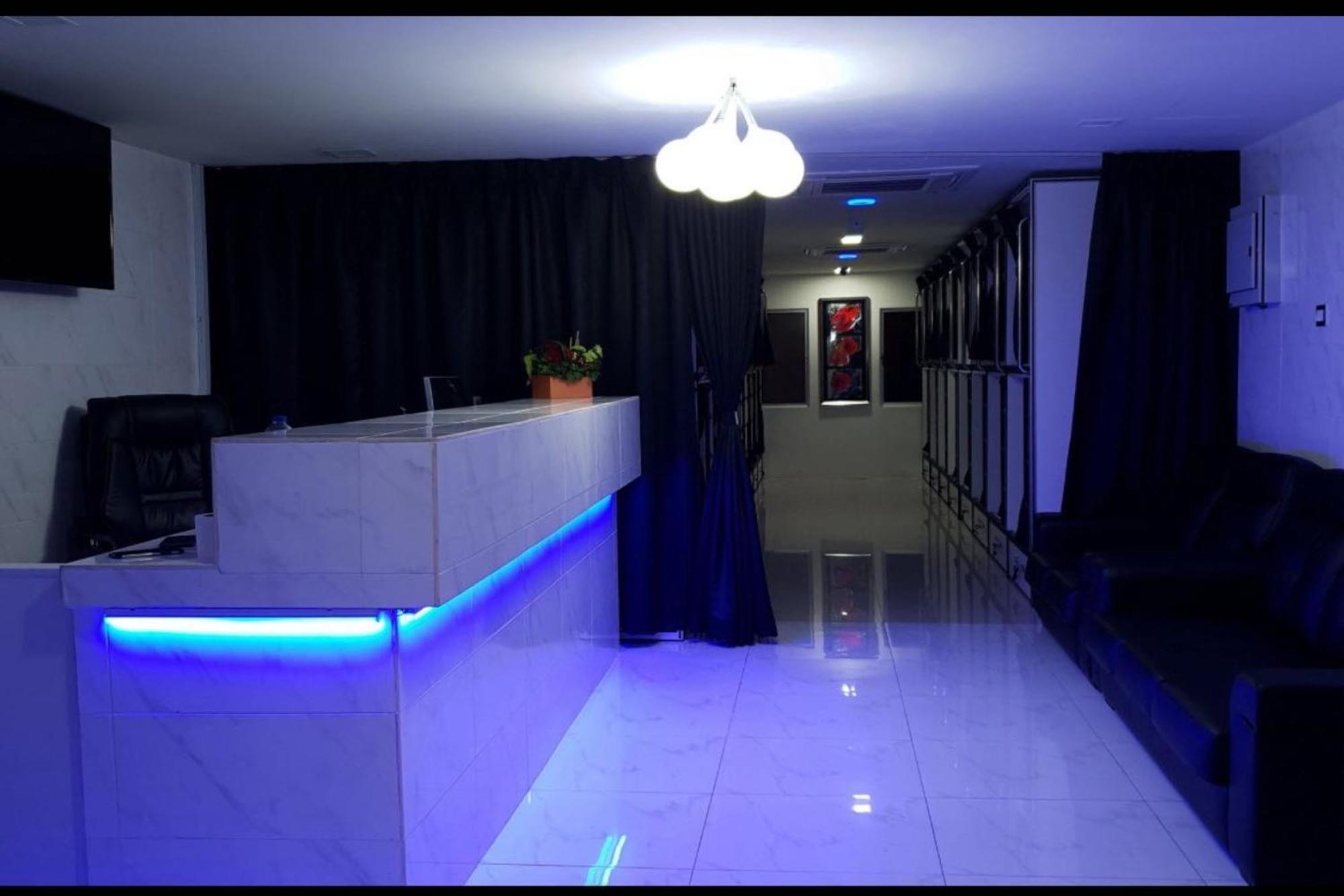 Oyo 91036 J Capsule Hotel @ Jalan Bukit Bintang, Kuala Lumpur